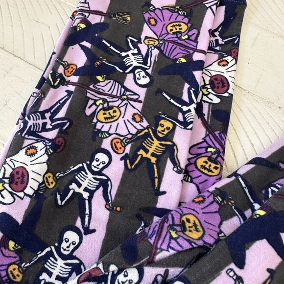 LuLaRoe Leggings Tween Halloween Trick or Treat Skeletons Witches Stripes Purple - Picture 3 of 9